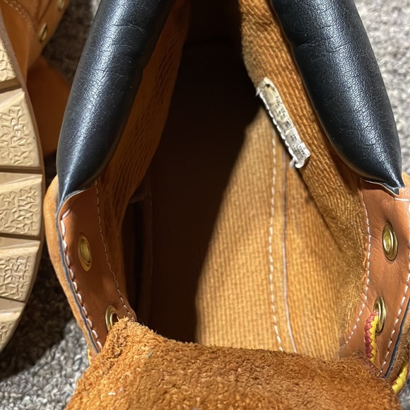 Timberland Boots - Picture 9 of 10